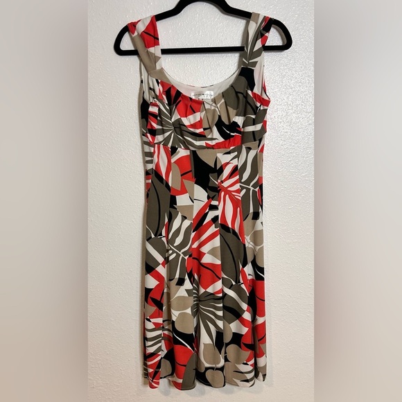 London Style Dresses & Skirts - London Style Abstract Patterned Midi Dress Size 6